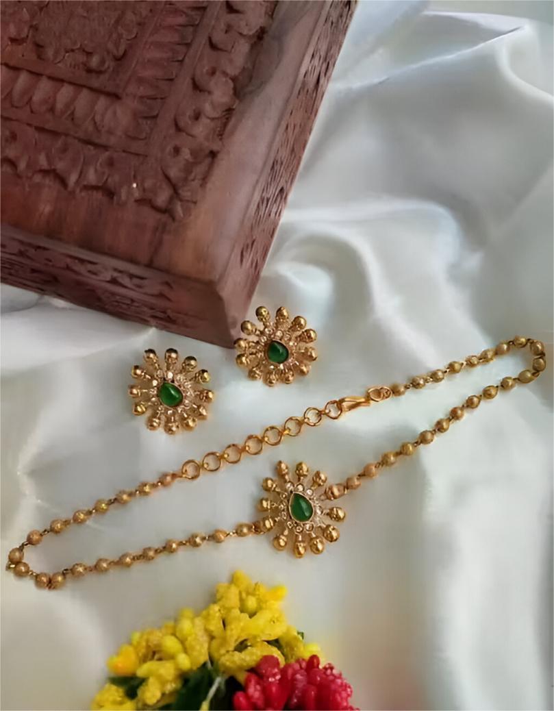 Matte Gold South Indian Temple Chain Pendant Necklace Set