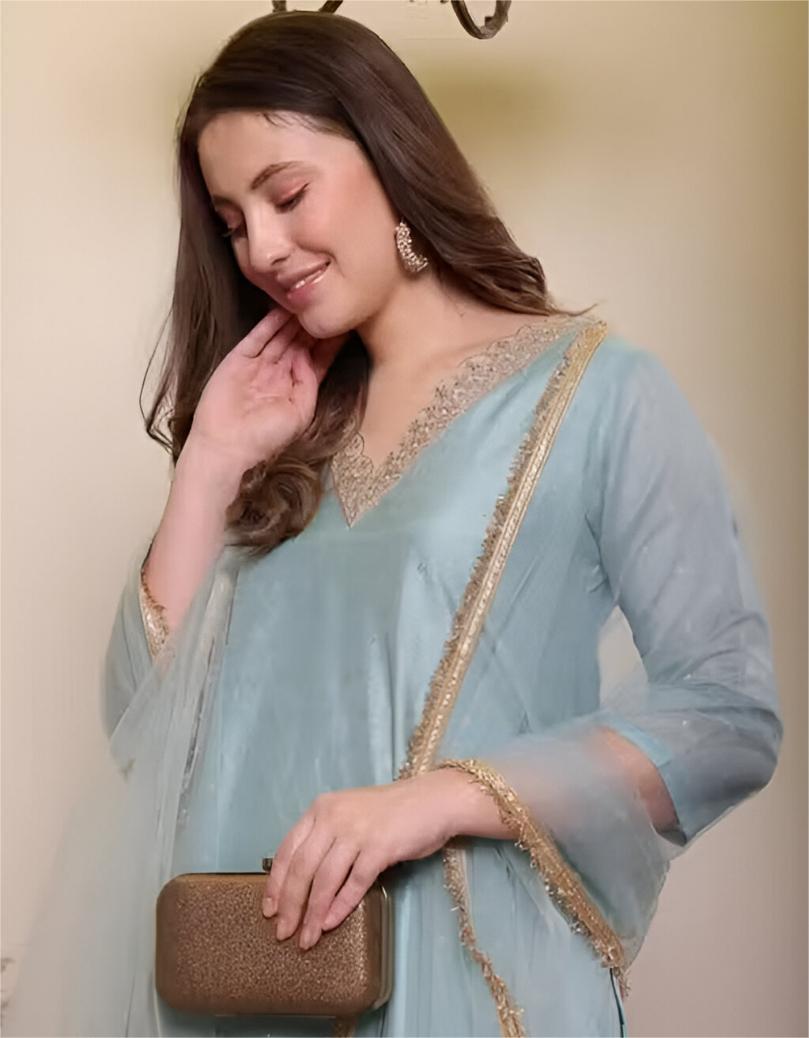 chandheri silk embroiderd kurti set with net duppatta