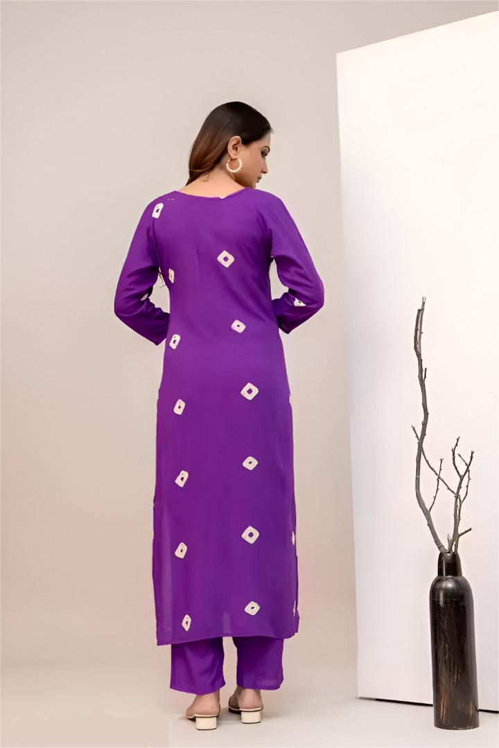 Letast Embrodared Women Printed Kurta Pant Set