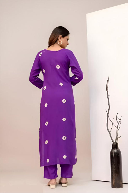 Letast Embrodared Women Printed Kurta Pant Set